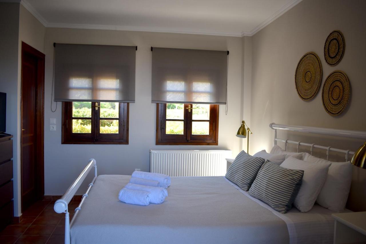 Ampelos Hillside Villa Akrata Bagian luar foto